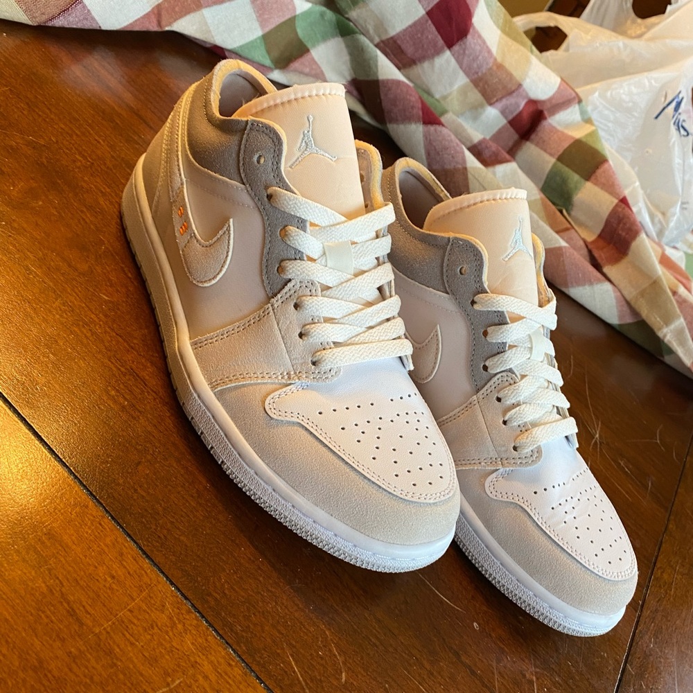 Jordan 1 low Inside Out White Phantom (Size 8 mens)
